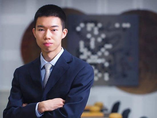家财万贯的小姑娘