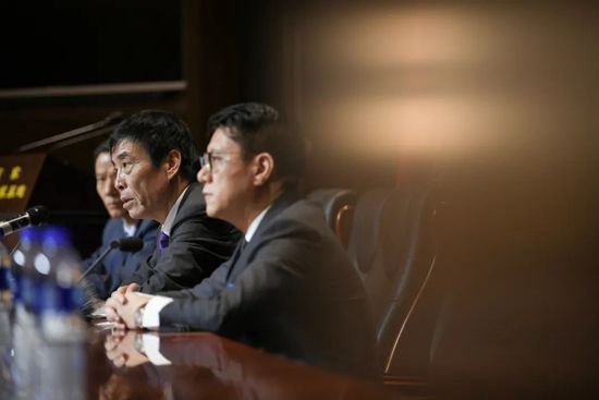 男人和女人在曰皮
