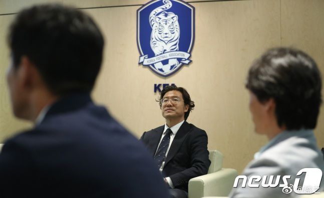 青热久思思