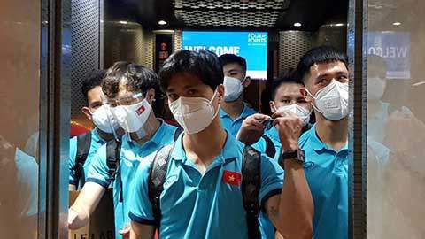 把精子打高跟鞋视频